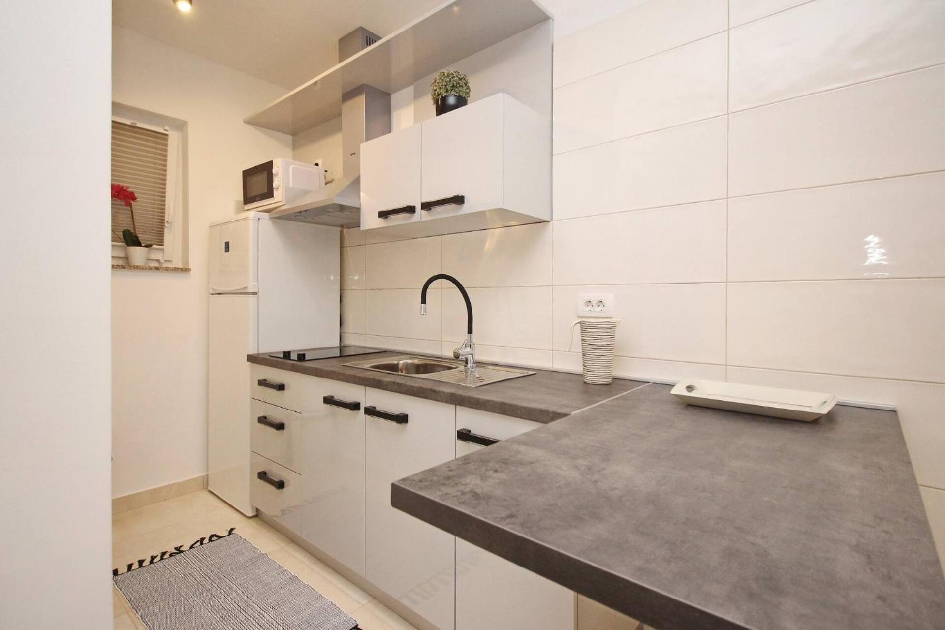 Apartments Karamarko Baska  Bagian luar foto