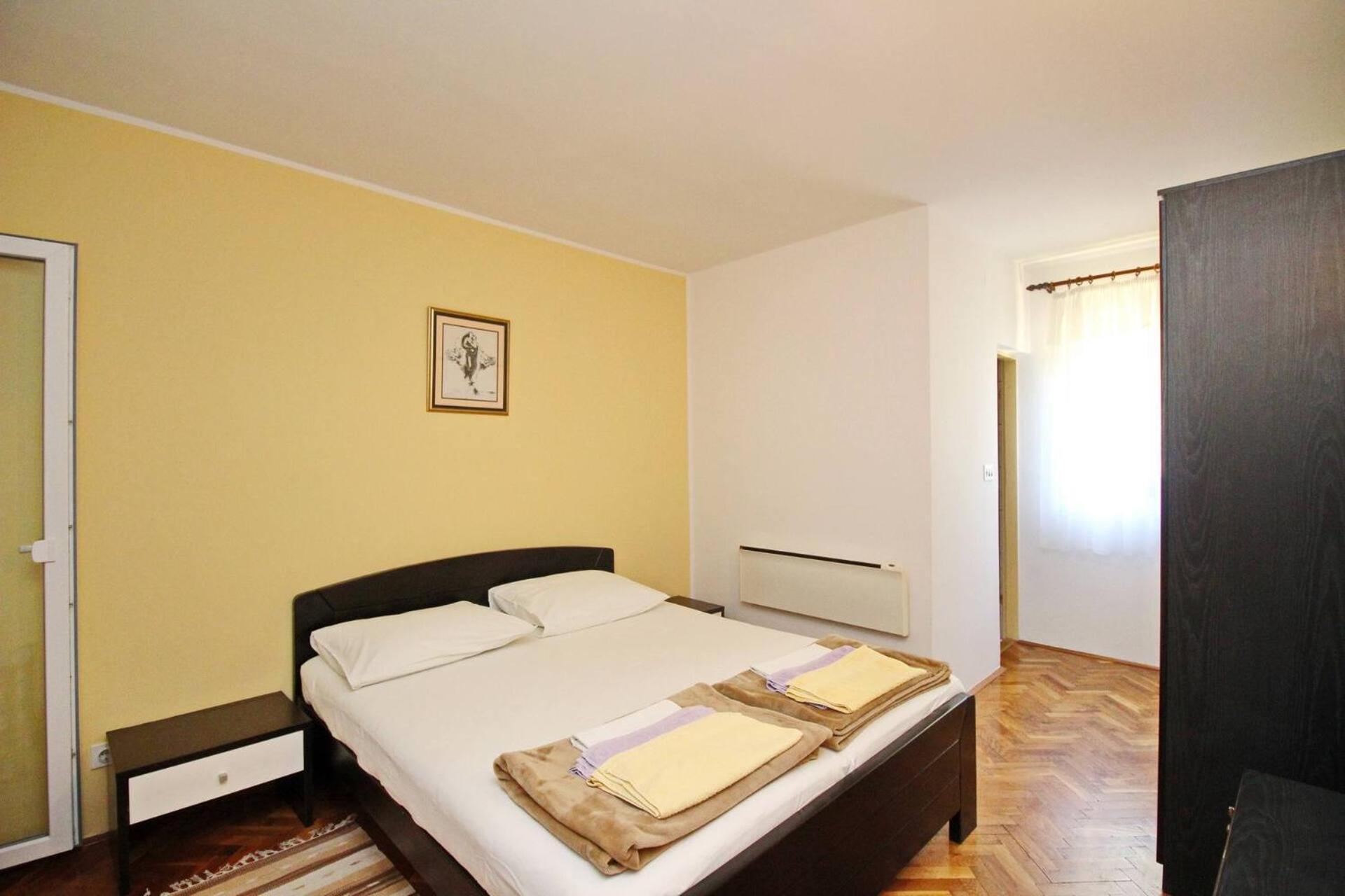 Apartments Karamarko Baska  Bagian luar foto