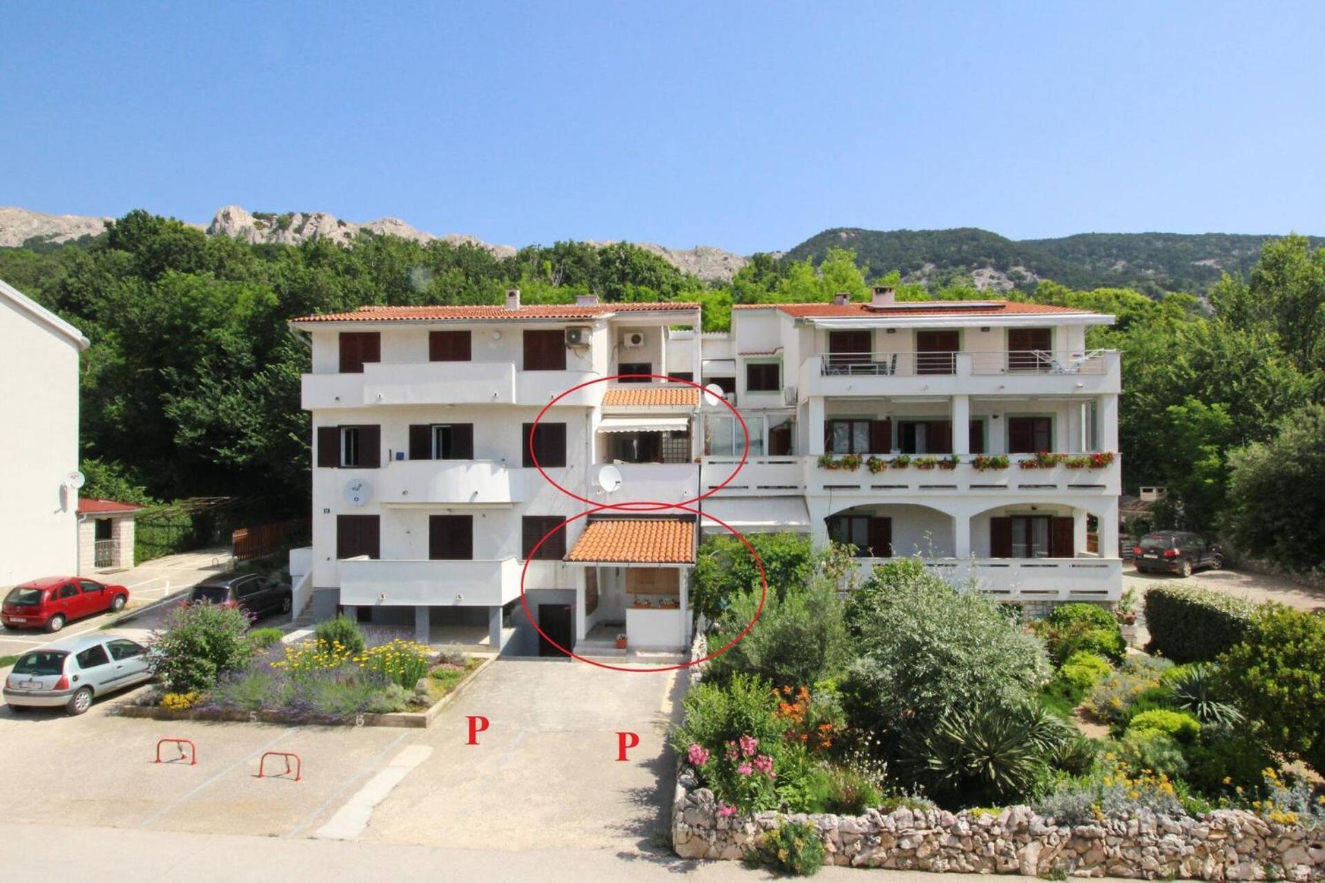 Apartments Karamarko Baska  Bagian luar foto