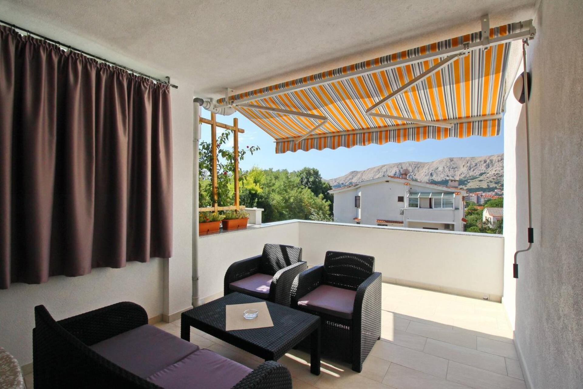 Apartments Karamarko Baska  Bagian luar foto